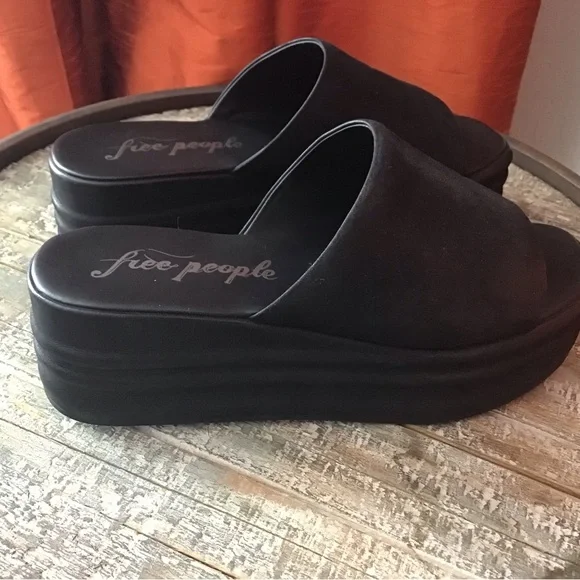 Free People Black Platform Slide Sandals - Picture 3 of 9